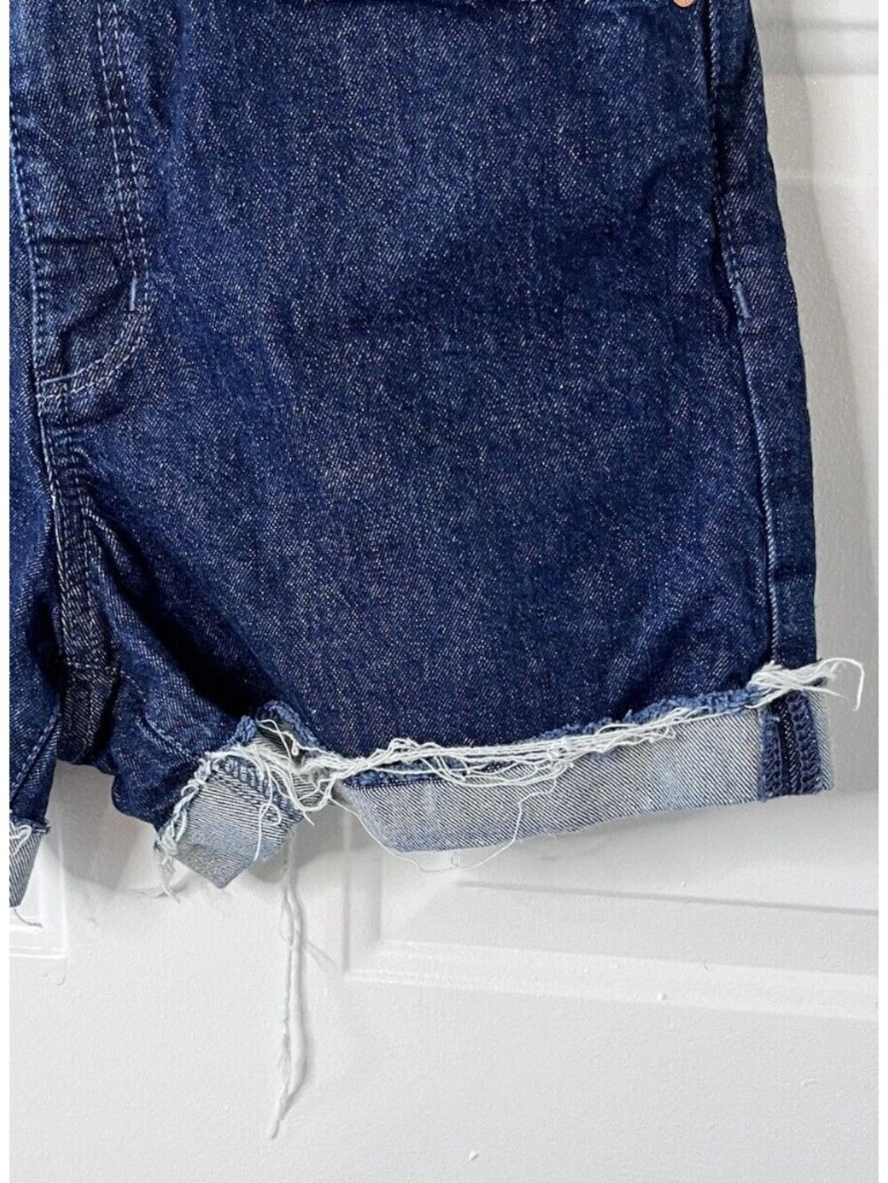 Universal Thread Dark Blue Jean Shorts - Picture 4 of 10